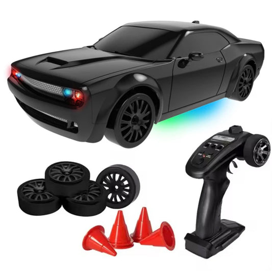 FQD10 1/20 2.4G Challenger Remote Control Car